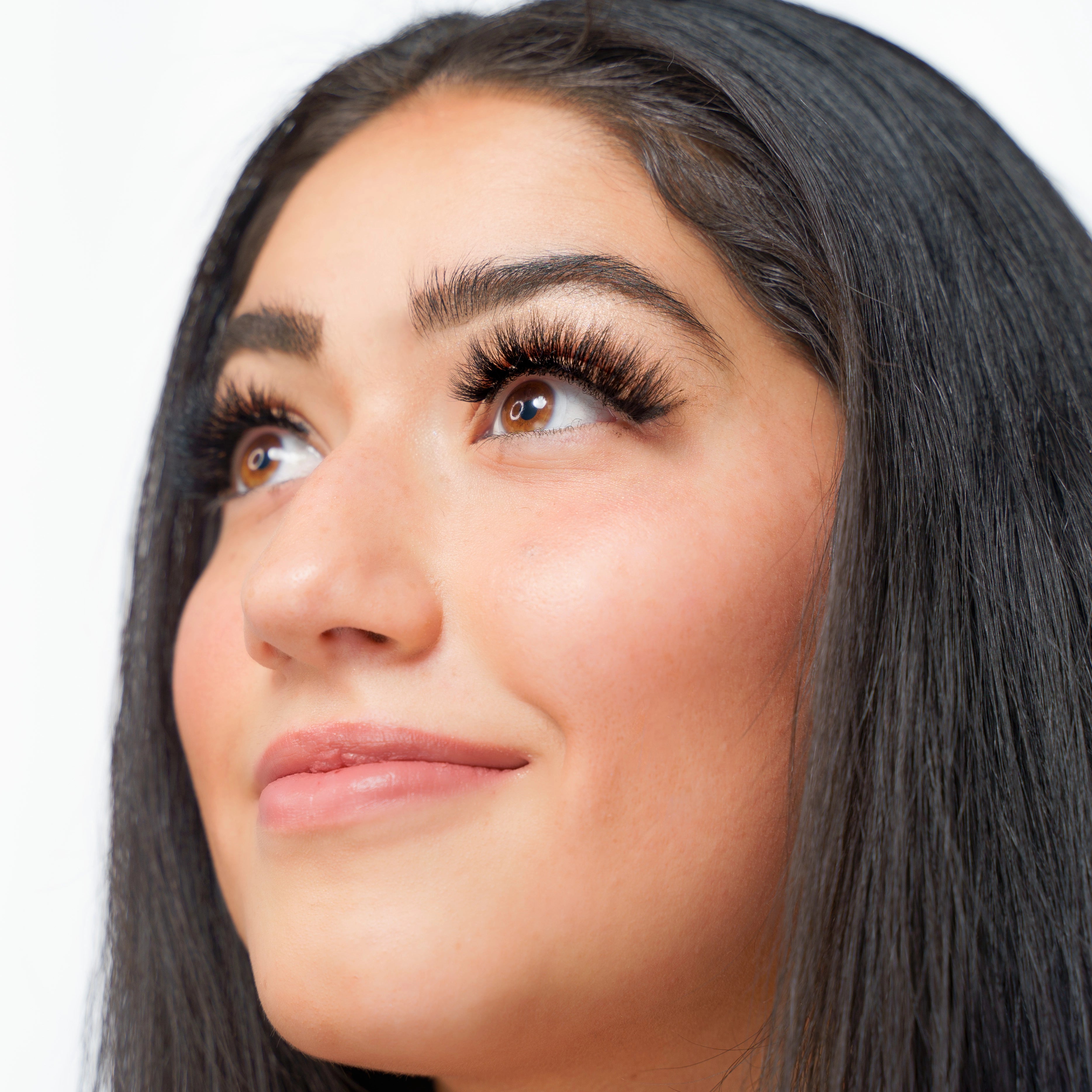 skye lash strip looking up fluffy lashes
