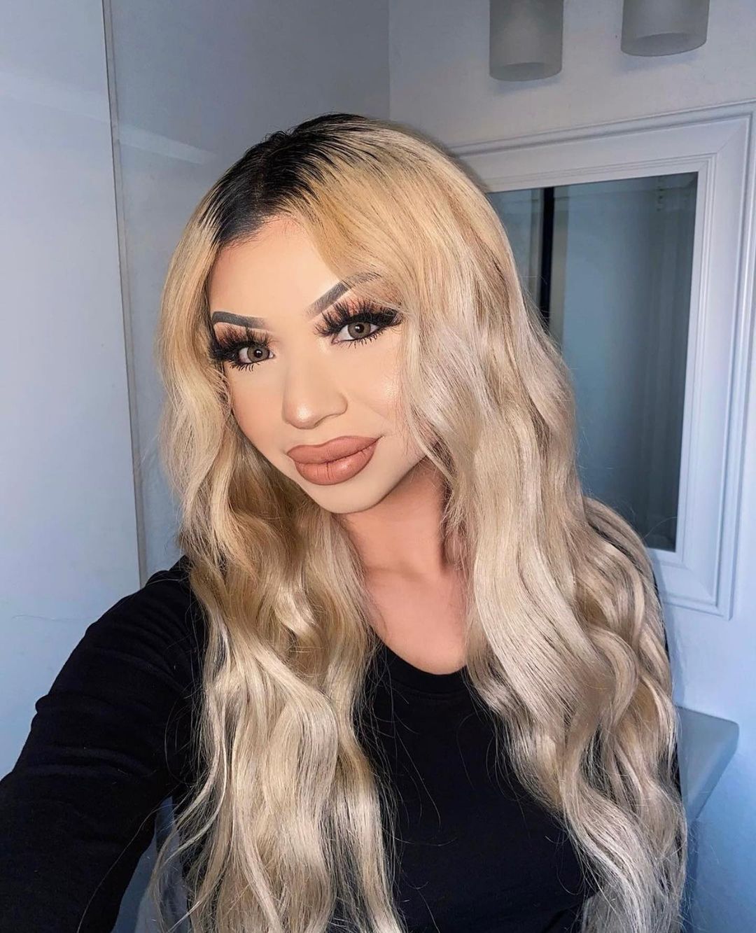 dramatic eyelashes in 25 mm length