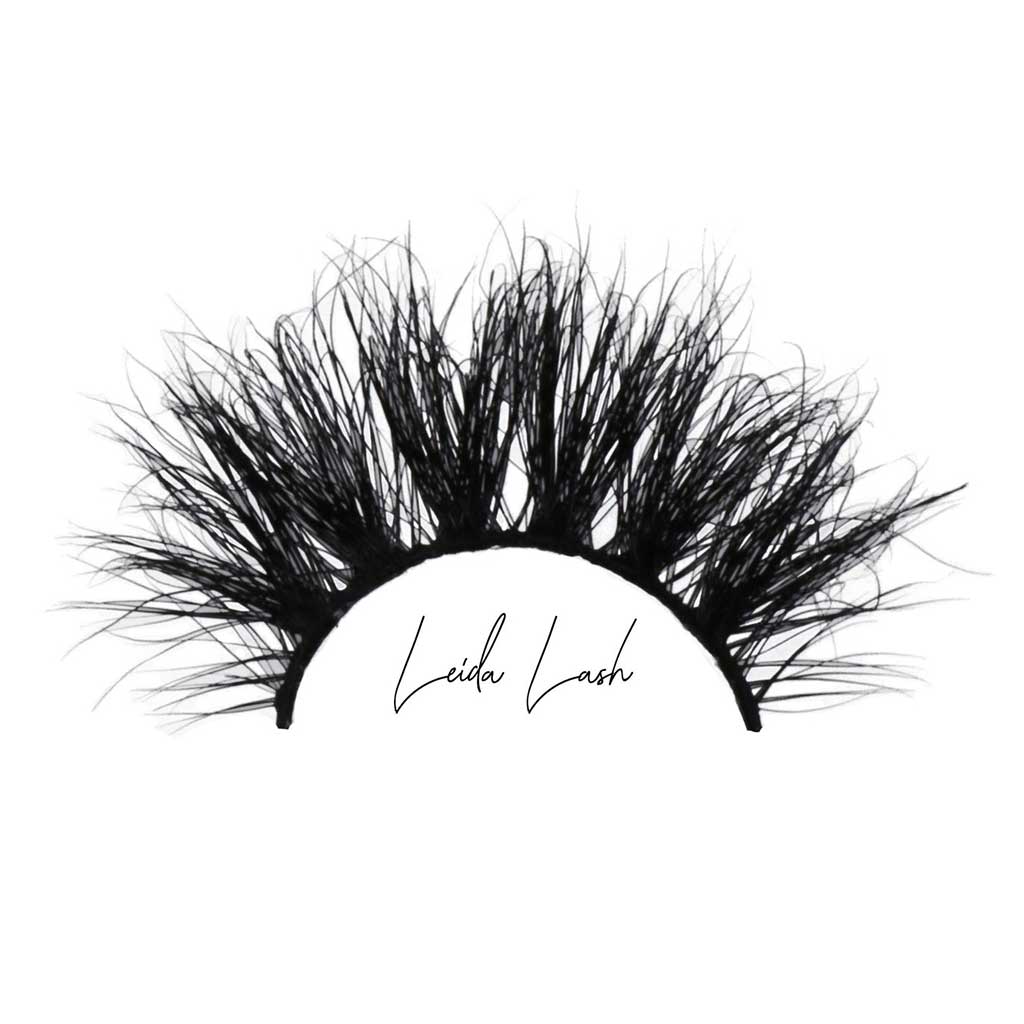 25mm lashes that are Bold mink eyelashes in the style of baddie 3d 