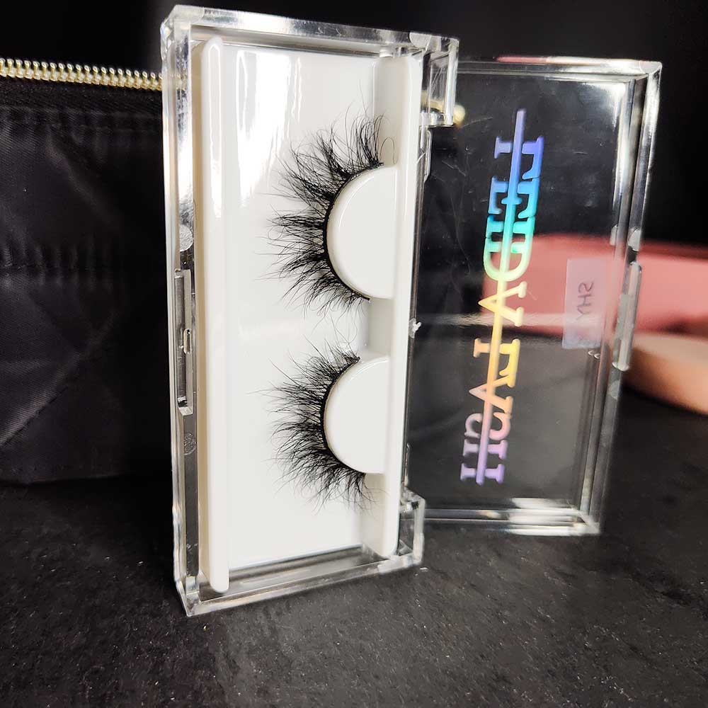 shy lashes in container everyday lashes